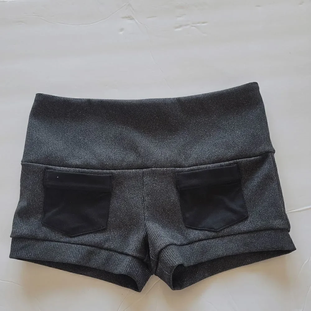 California Kisses juniors charcoal high waisted swim shorts pockets size S slim
